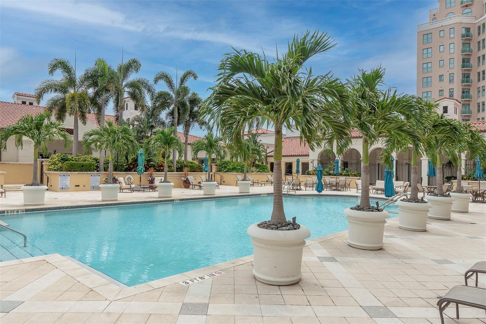 PARKSHORE PLAZA CONDO - Residential