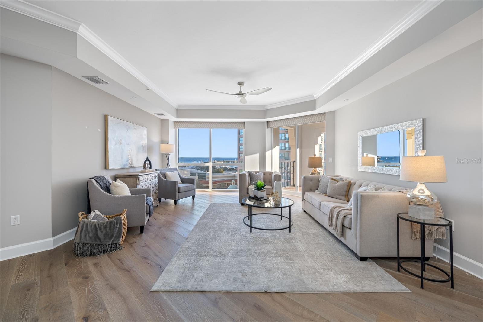 PARKSHORE PLAZA CONDO - Residential