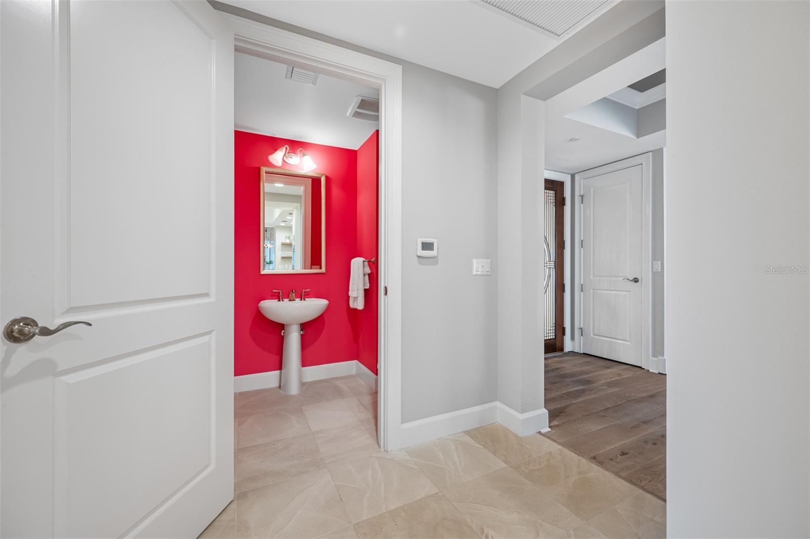 PARKSHORE PLAZA CONDO - Residential