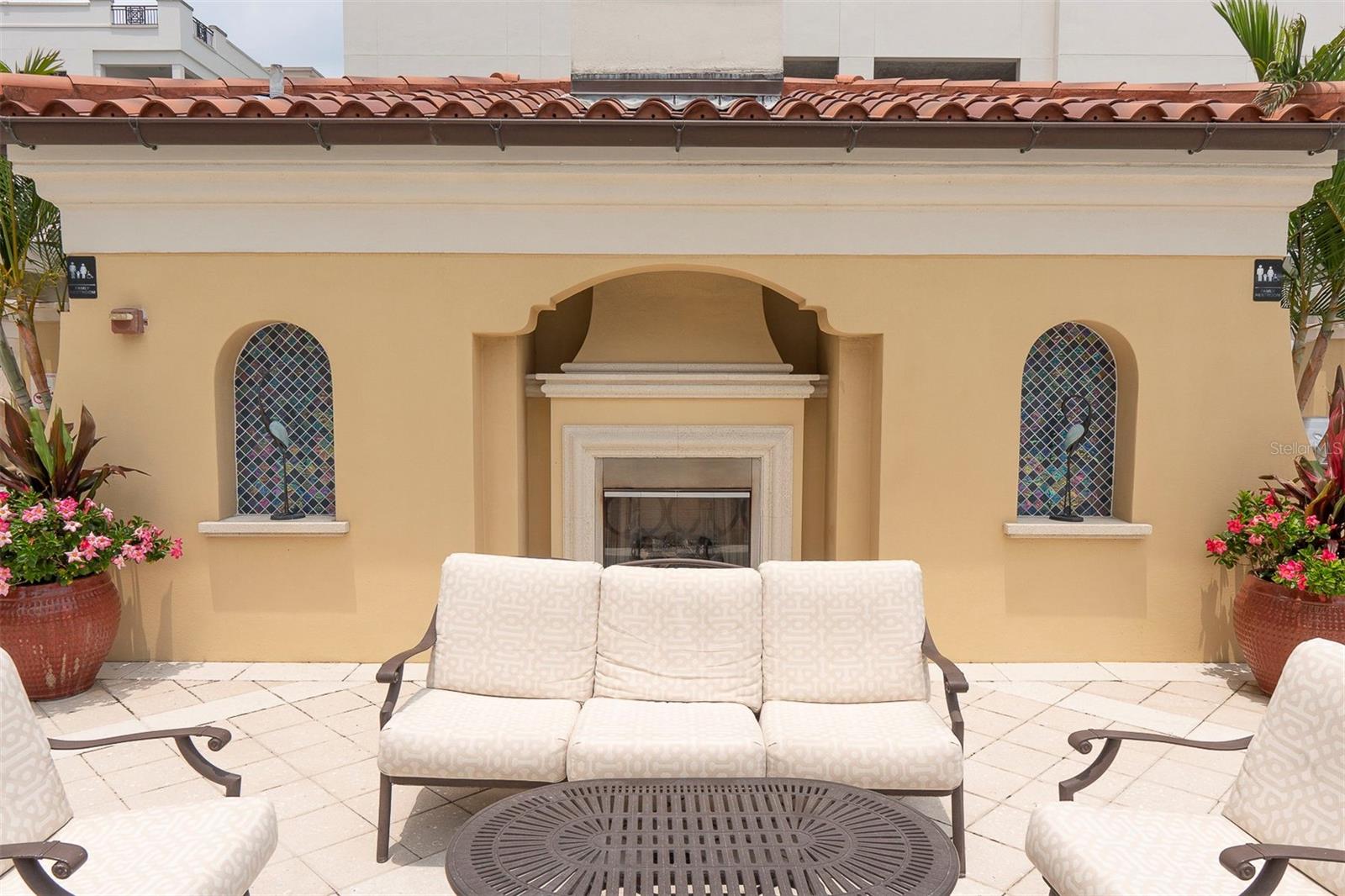 PARKSHORE PLAZA CONDO - Residential