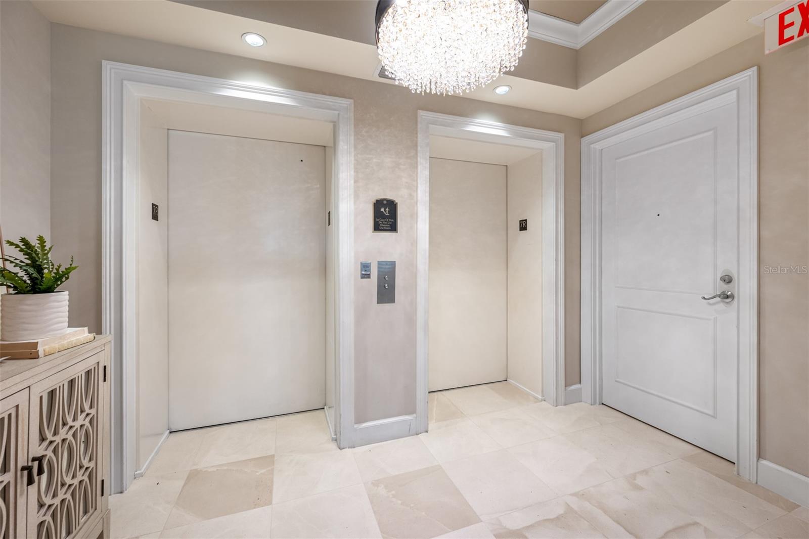 PARKSHORE PLAZA CONDO - Residential