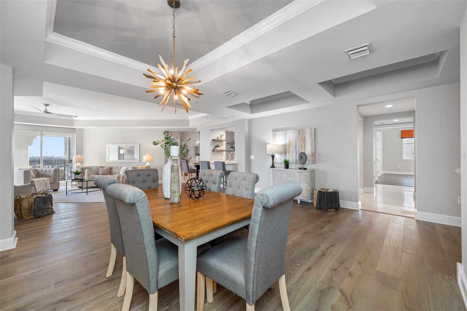 PARKSHORE PLAZA CONDO - Residential