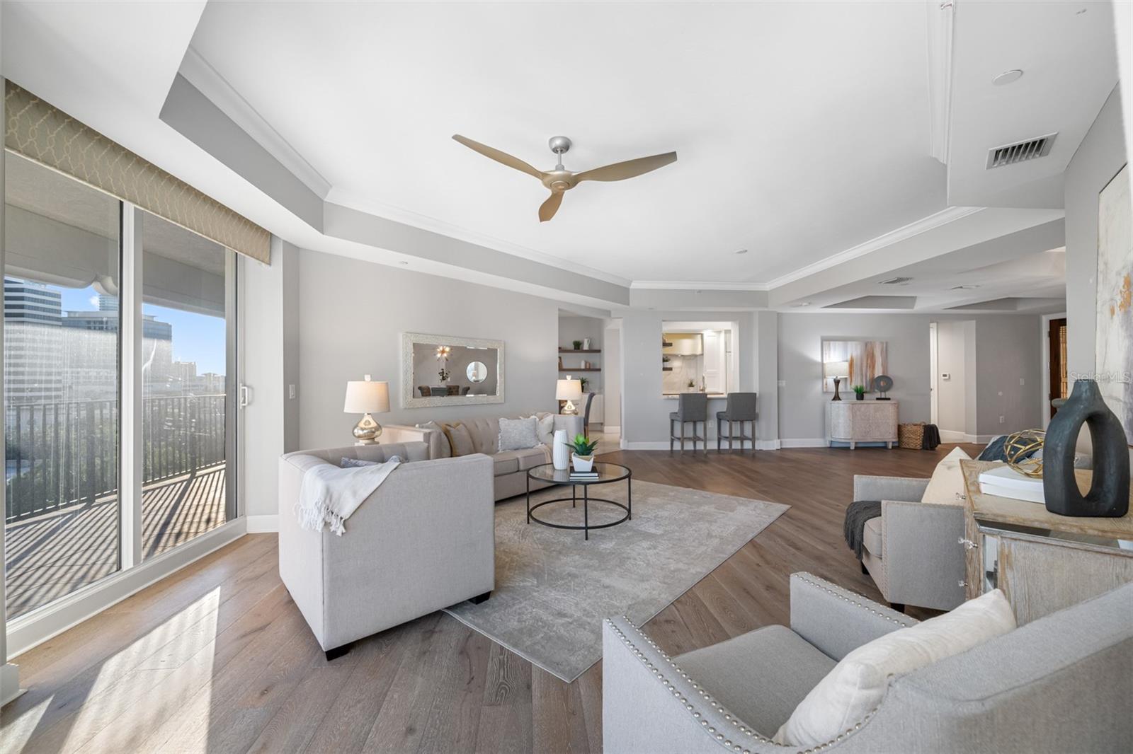 PARKSHORE PLAZA CONDO - Residential