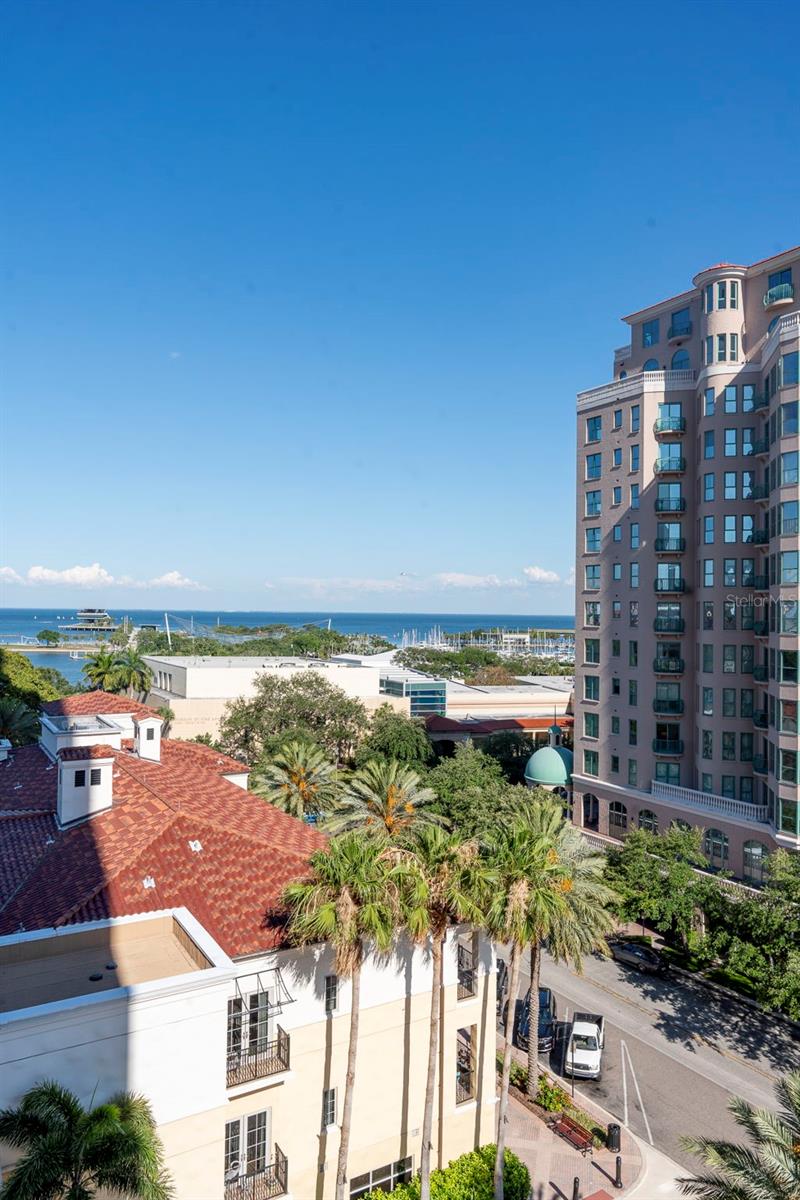 PARKSHORE PLAZA CONDO - Residential