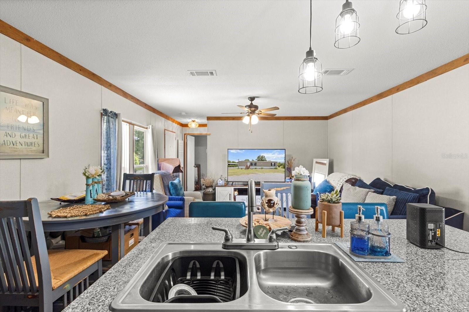 RIVERSIDE GARDENS - Residential