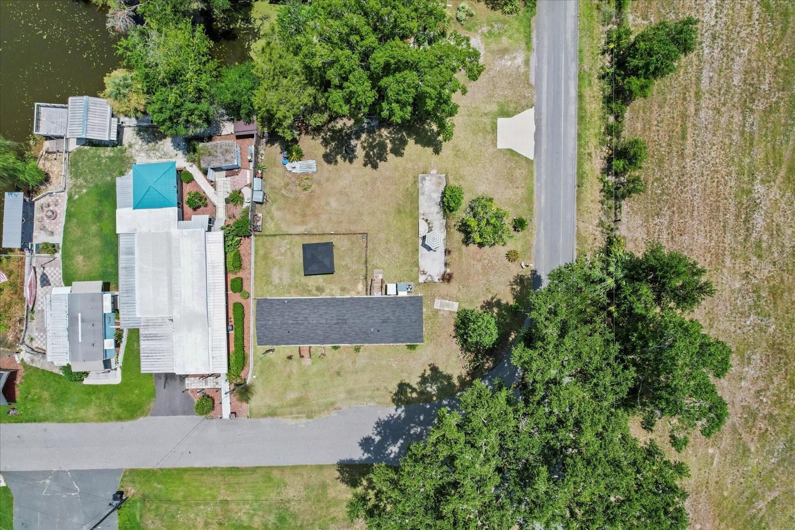 RIVERSIDE GARDENS - Residential