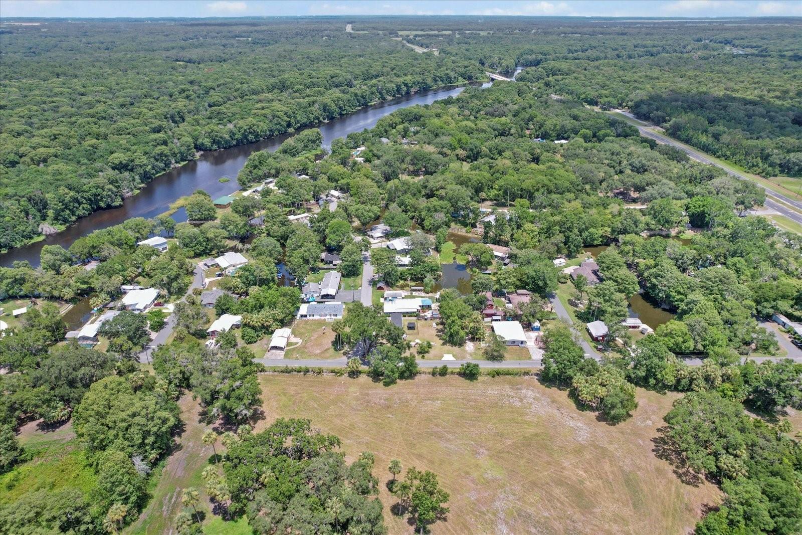 RIVERSIDE GARDENS - Residential
