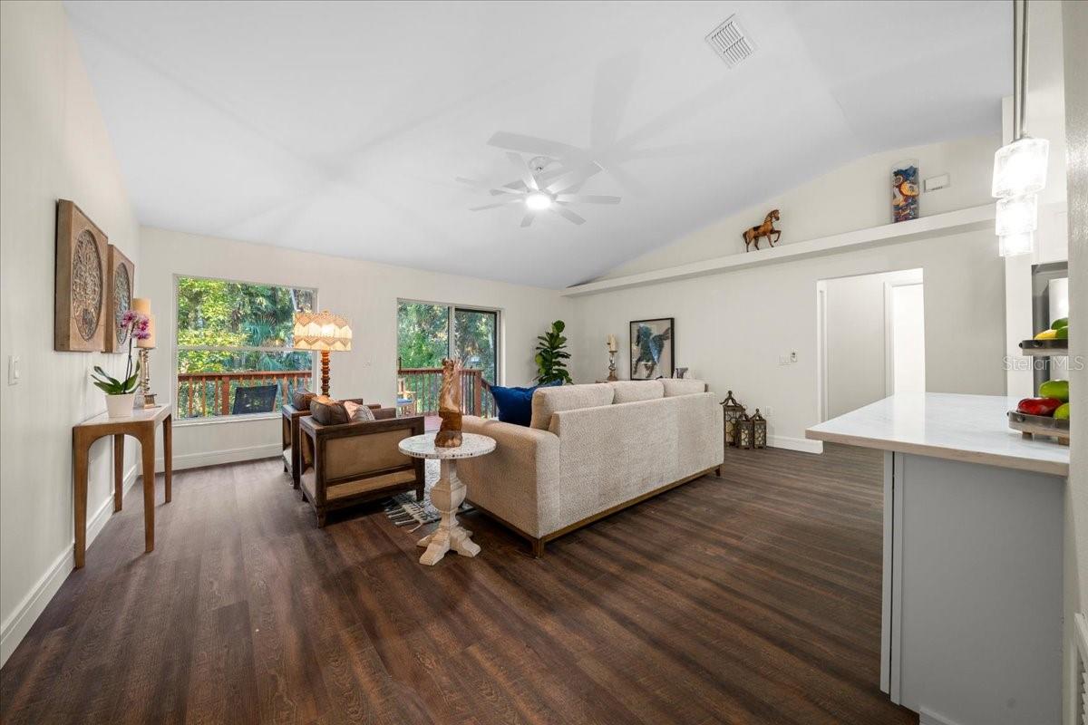 SUMMER TREES SOUTH PH 01 - Residential