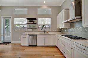 OYSTER BAY ESTATES - Residential