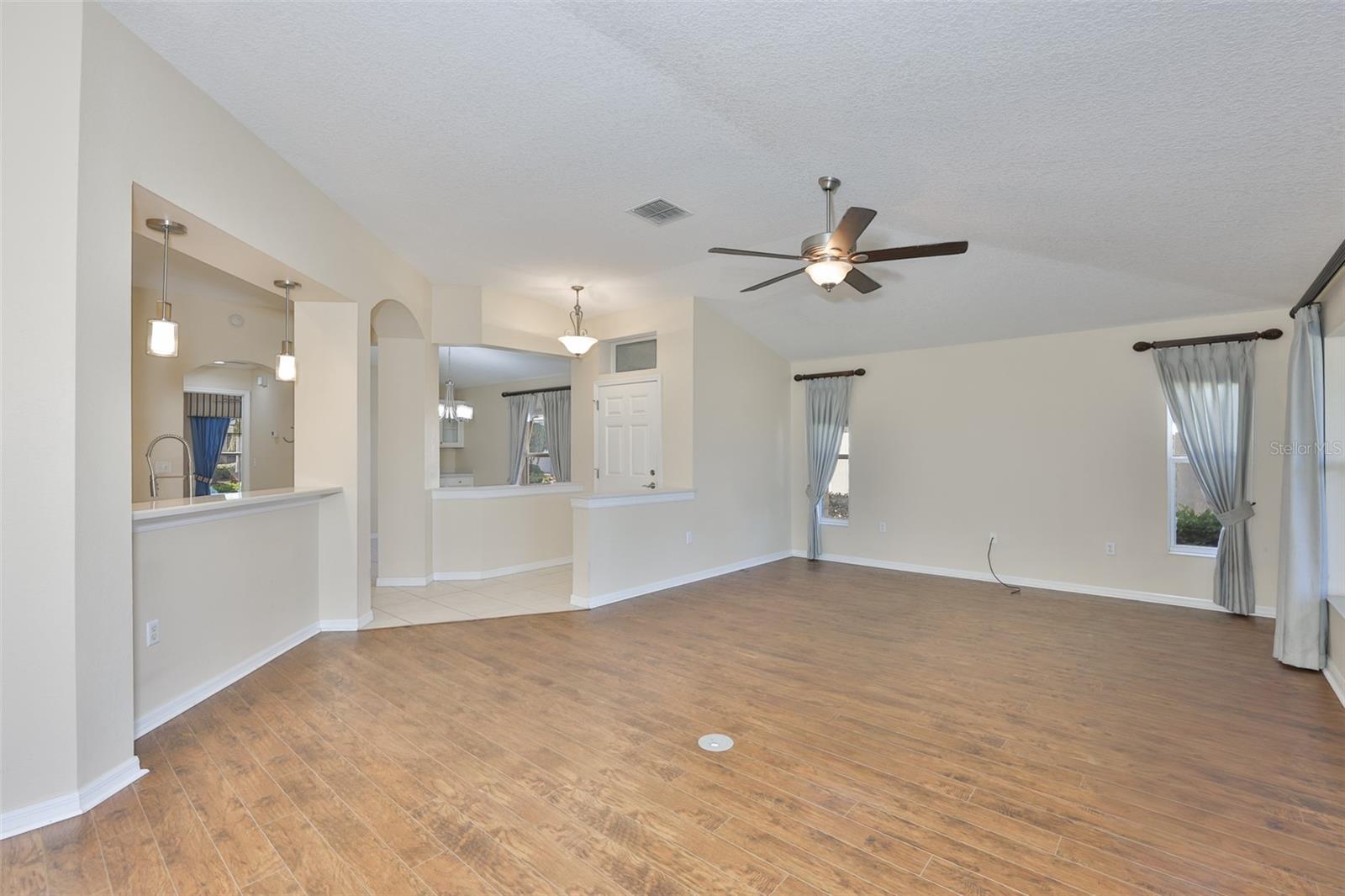 GRANTHAM CONDO - Residential