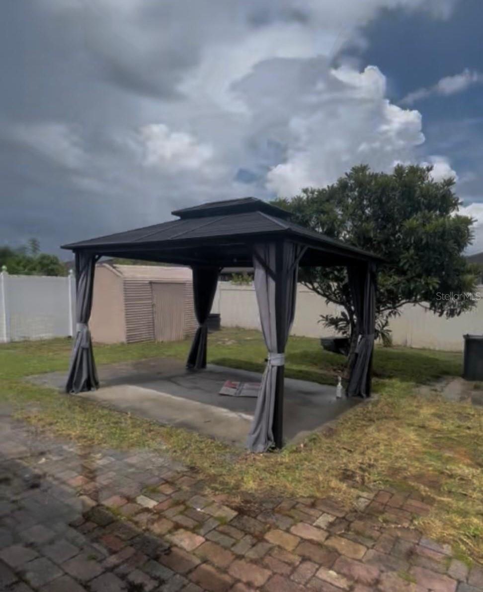 MEADOW WOODS VILLAGE 01 - Residential Lease