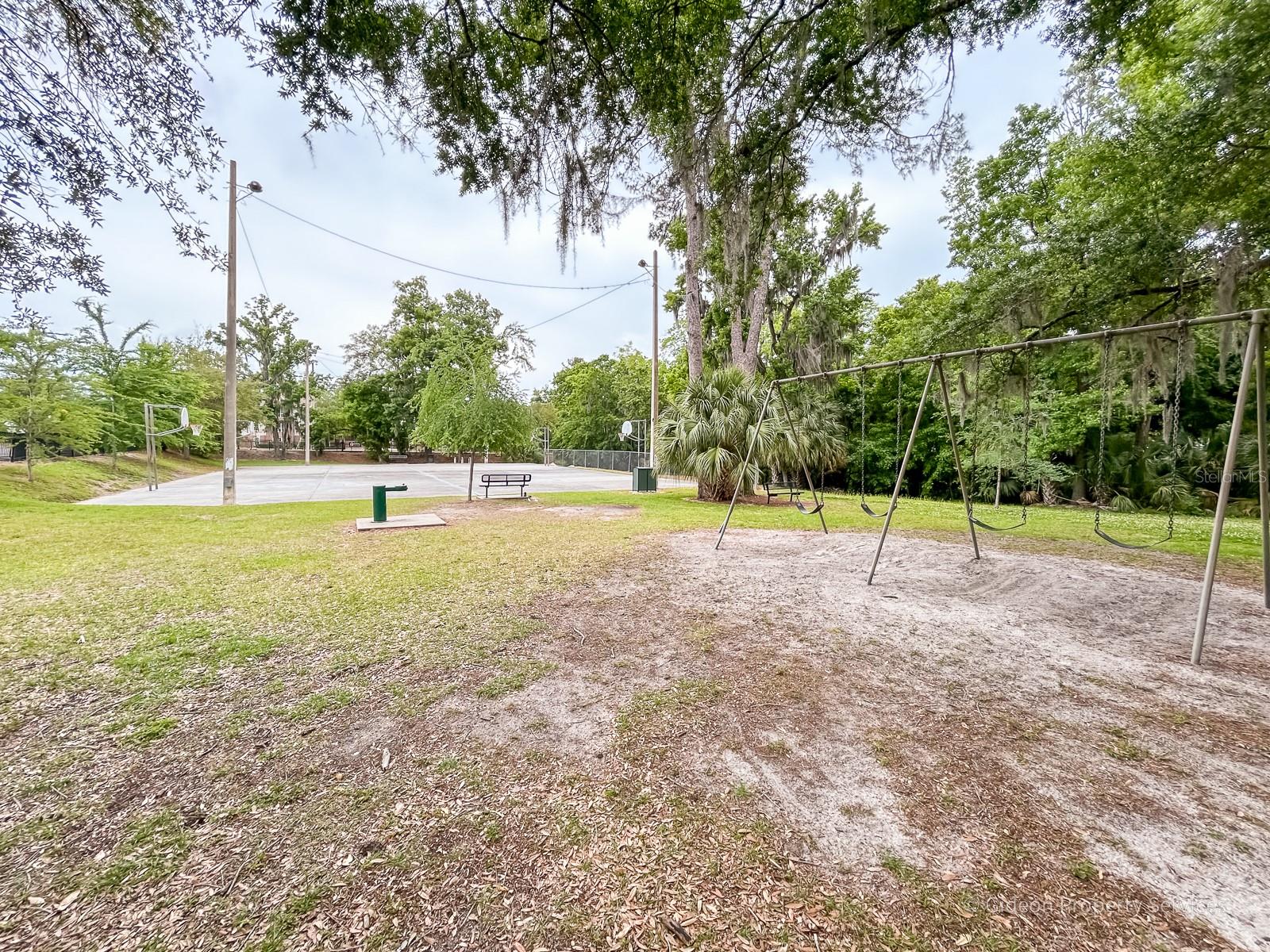 TUMBLIN CREEK - Residential Lease