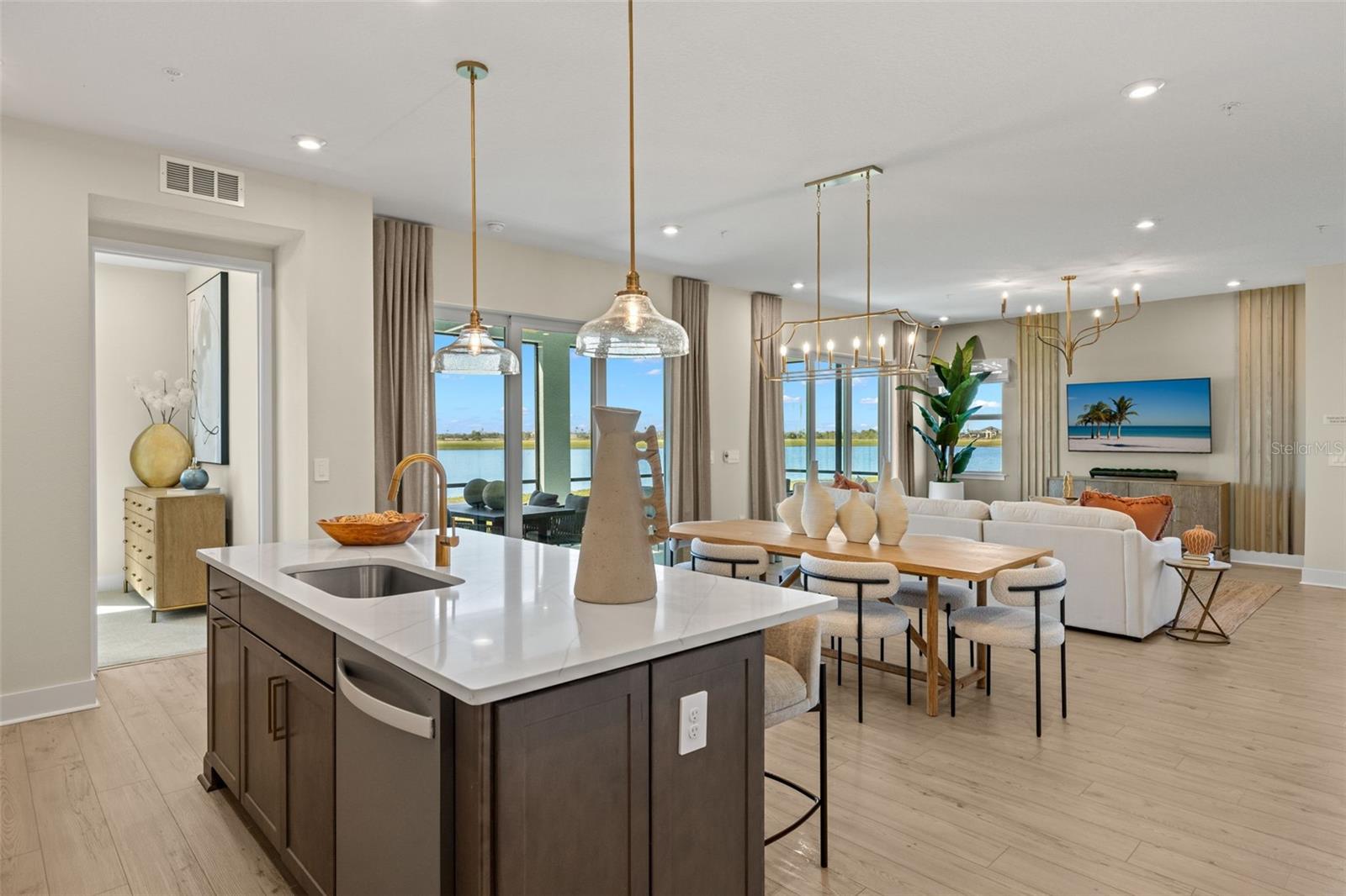 PALMERA AT WELLEN PARK - Residential