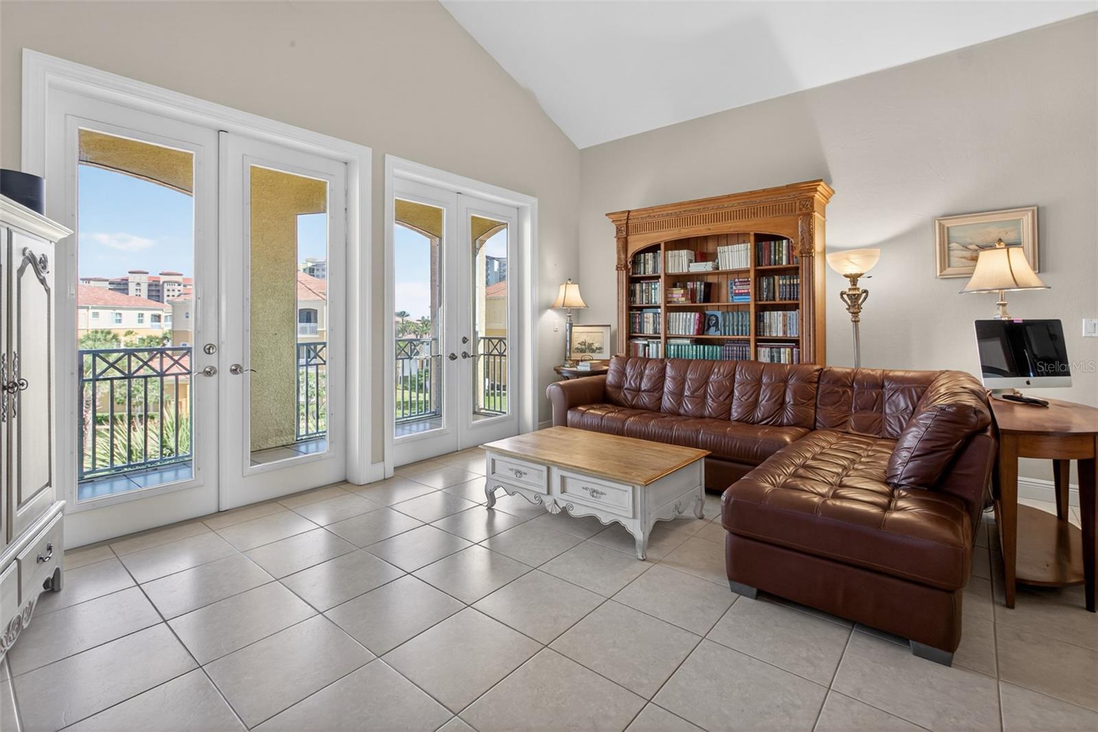 CASA BELLA 02 - Residential