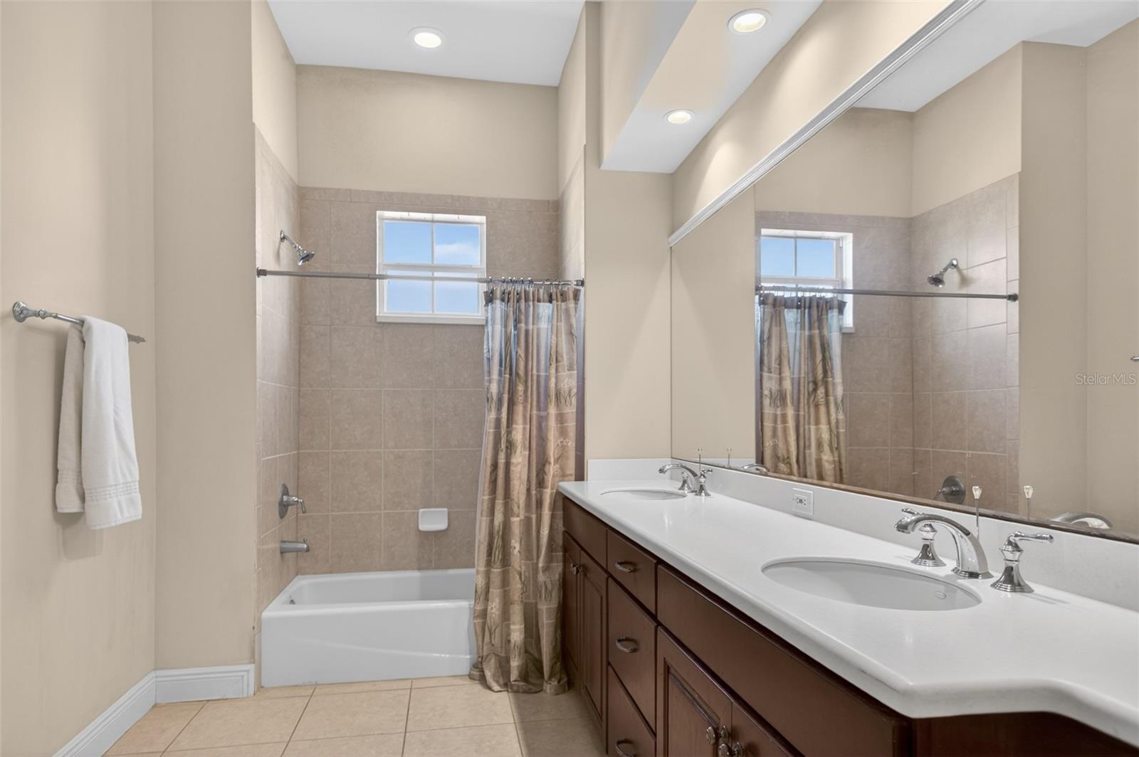 CASA BELLA 02 - Residential