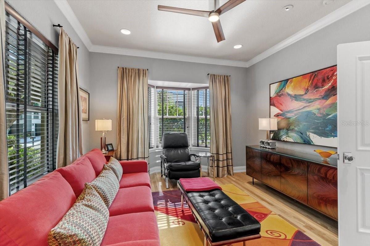 TAMPANIA - Residential