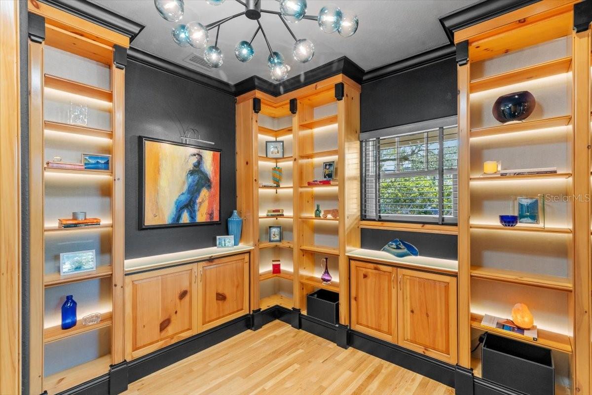 TAMPANIA - Residential