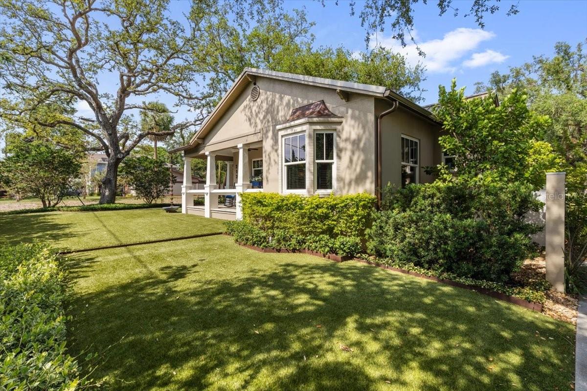 TAMPANIA - Residential