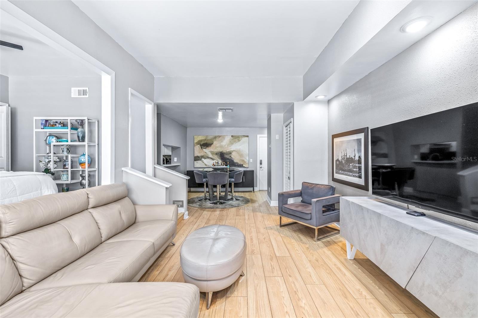 TIFFANY SUITES CONDO - Residential