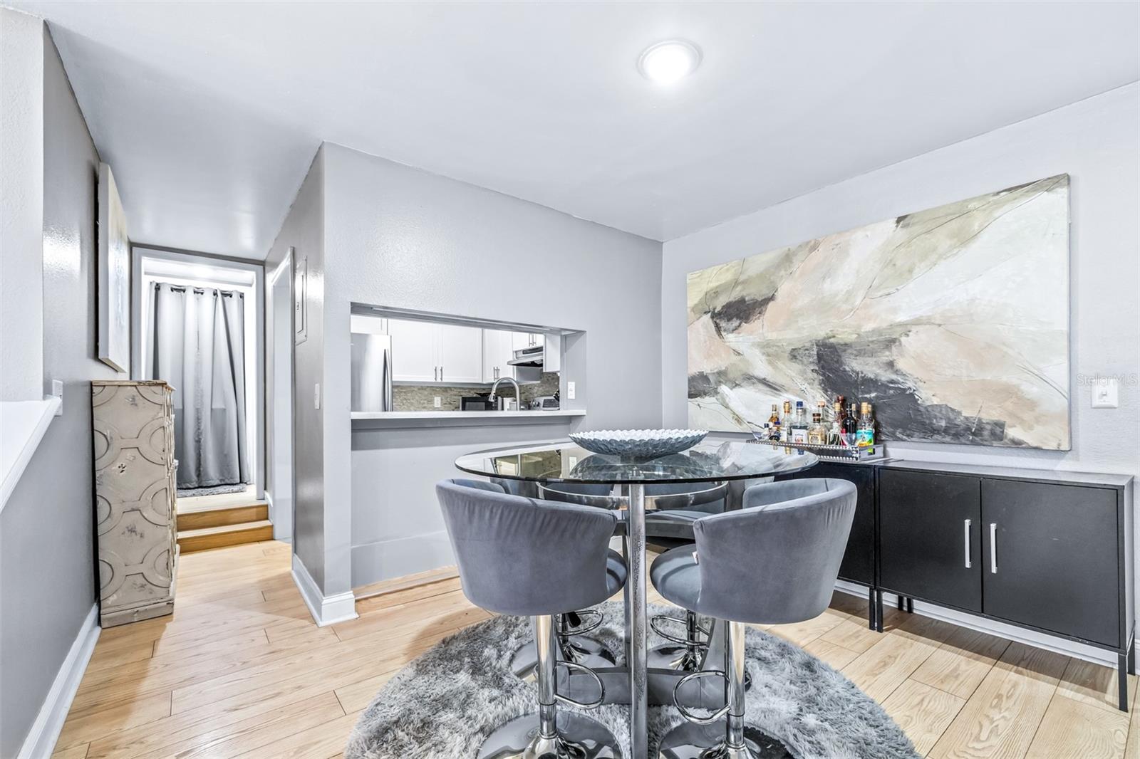 TIFFANY SUITES CONDO - Residential