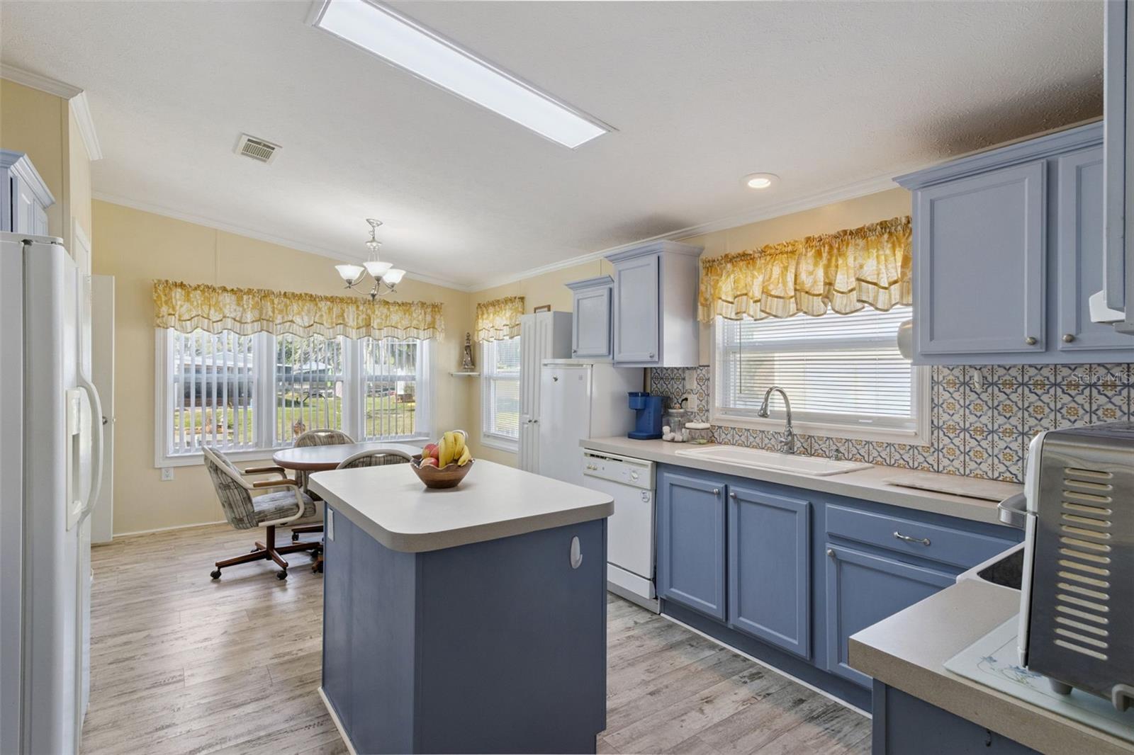 HARRYS HARBOR - Residential