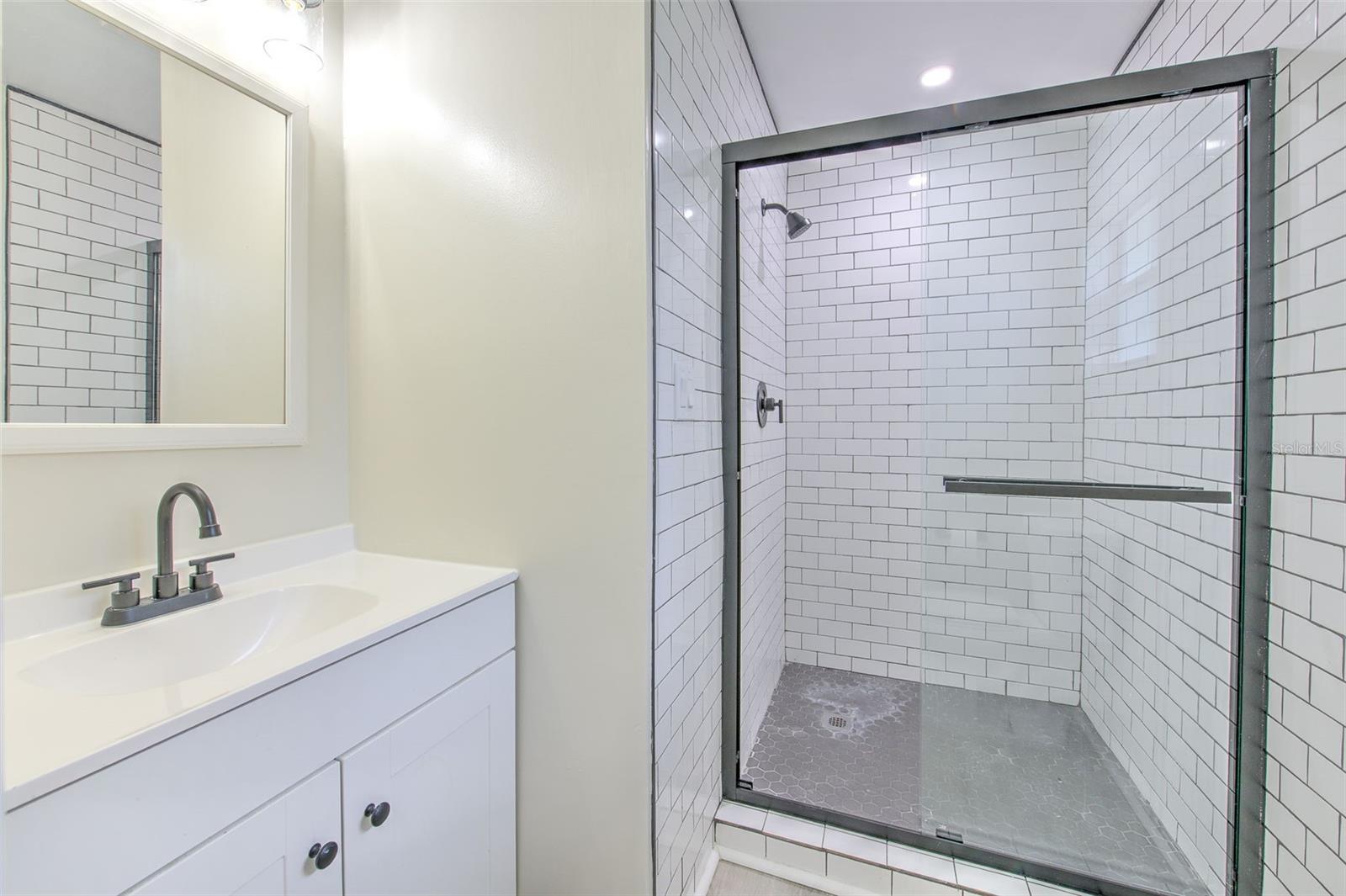 FORT KING ACRES - Residential