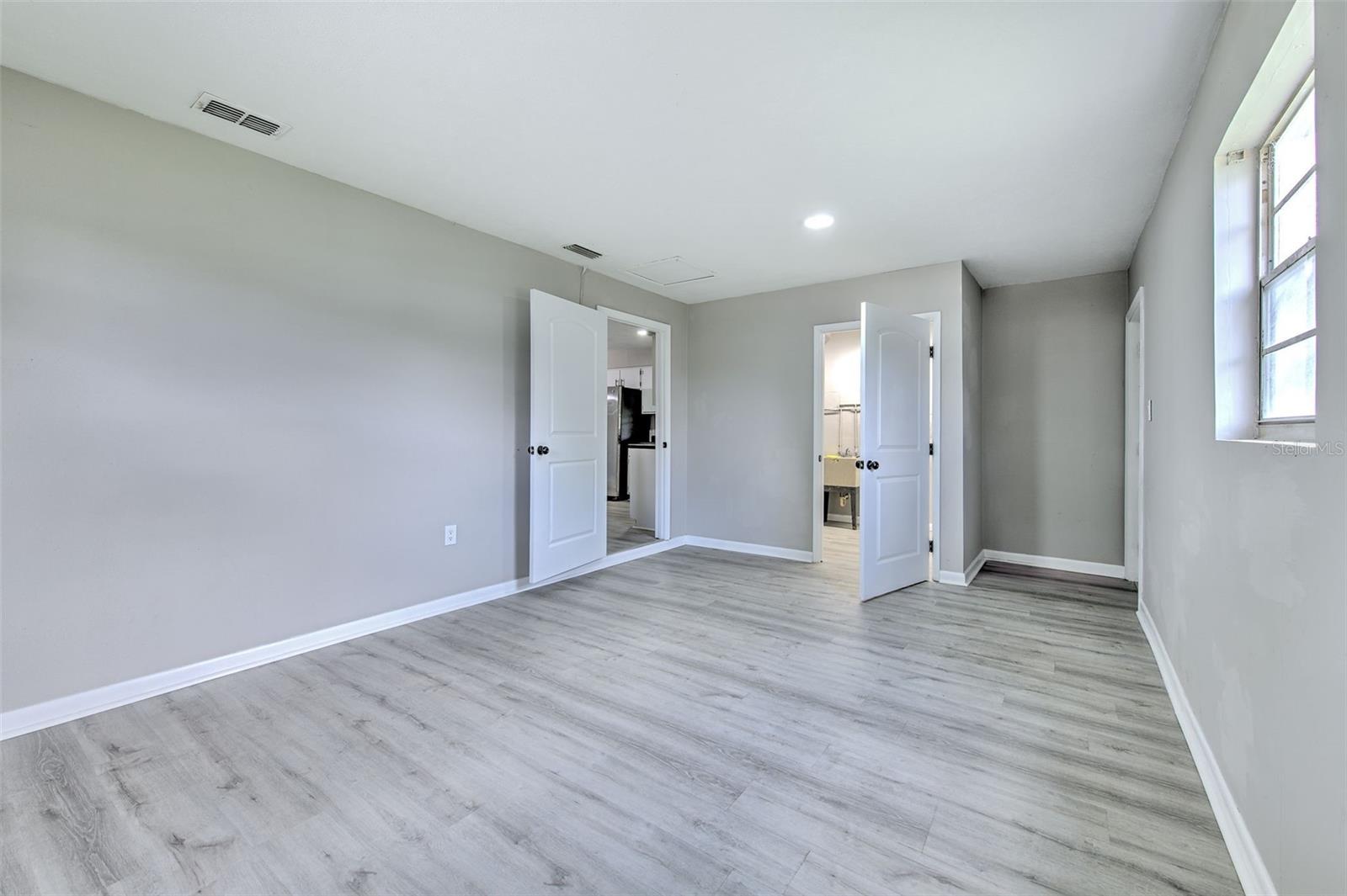 FORT KING ACRES - Residential