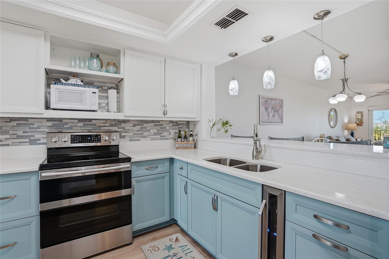 LAGOON LANE CONDO - Residential