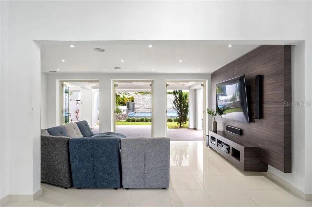 DORADO  BEACH EAST - Residential