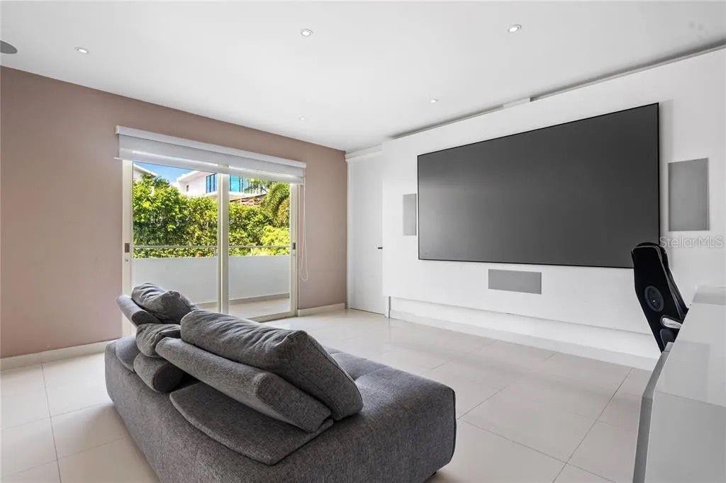 DORADO  BEACH EAST - Residential