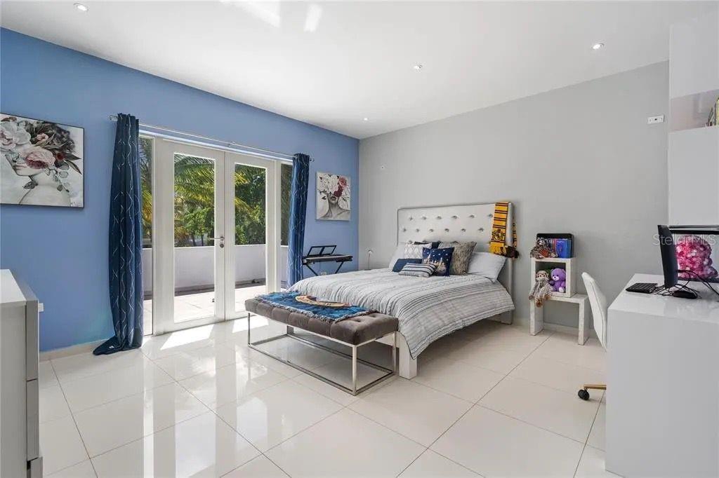 DORADO  BEACH EAST - Residential