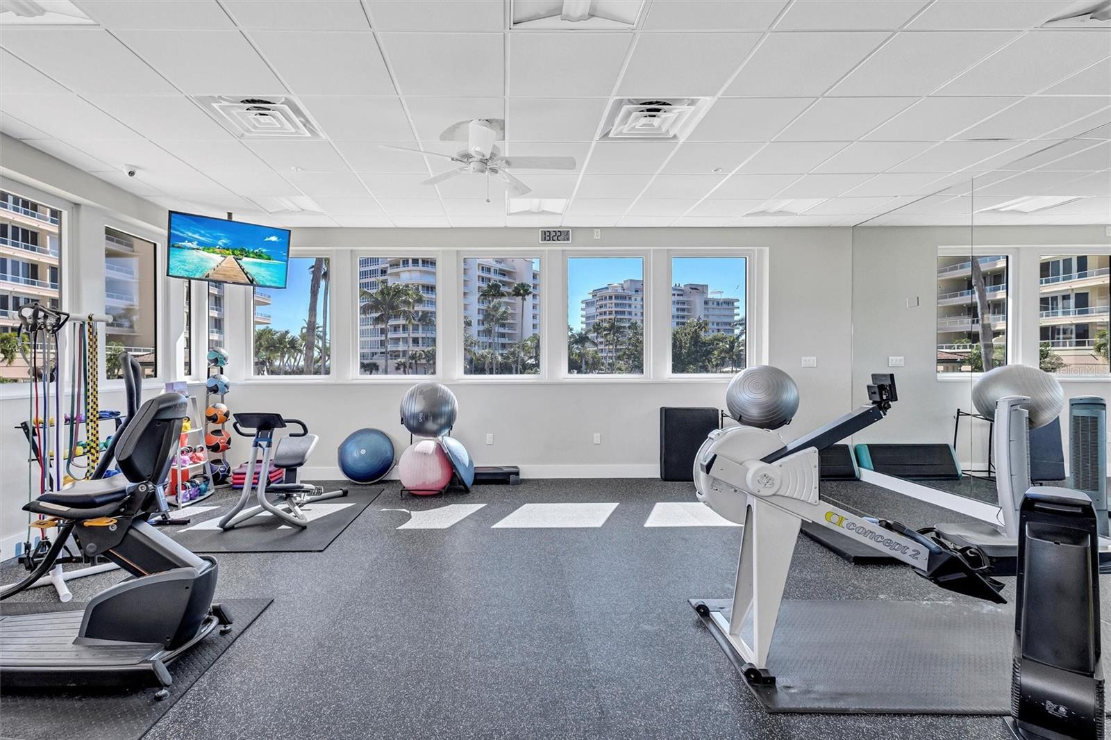 GRAND BAY 1 - Residential