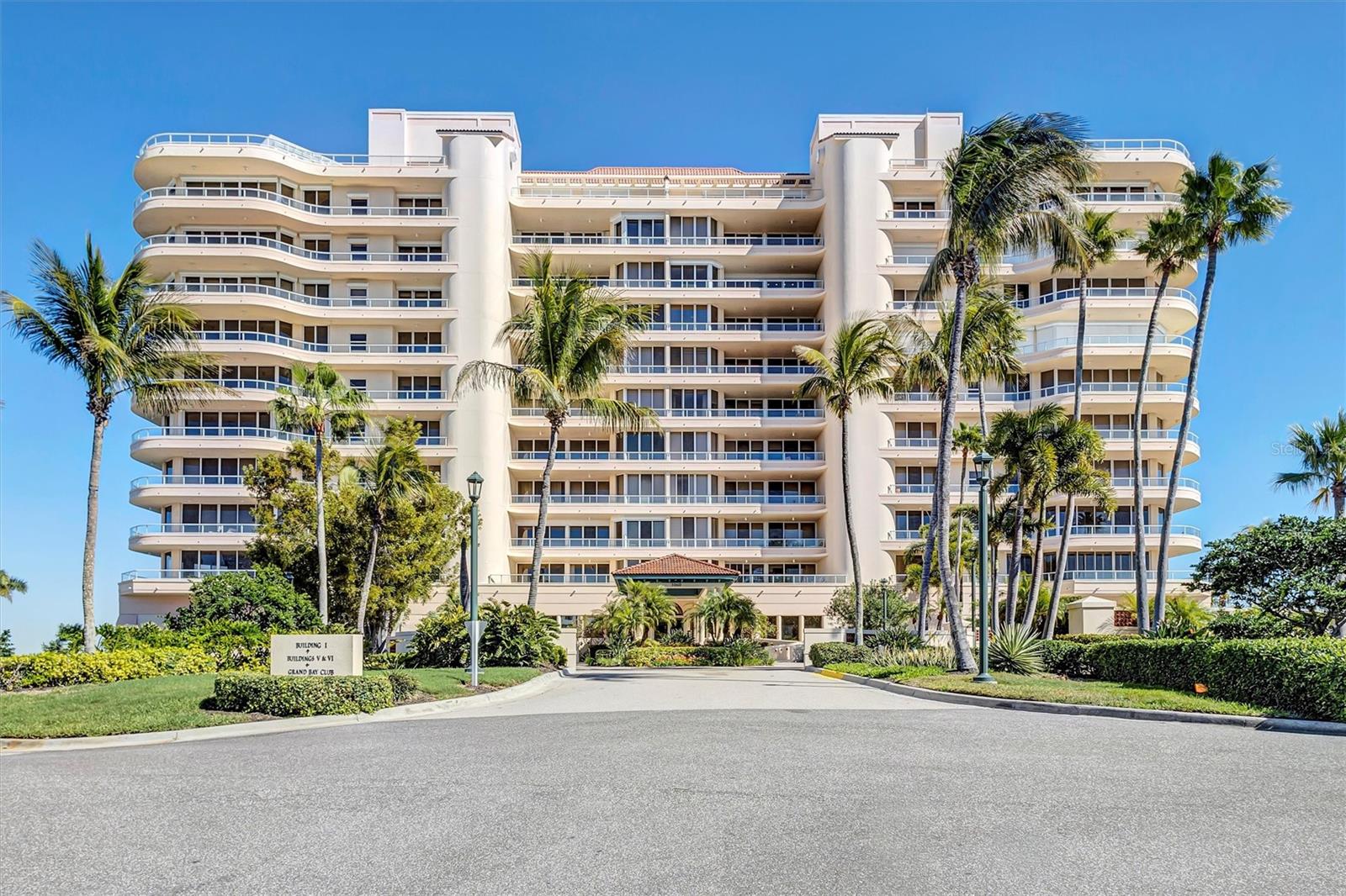 GRAND BAY 1 - Residential