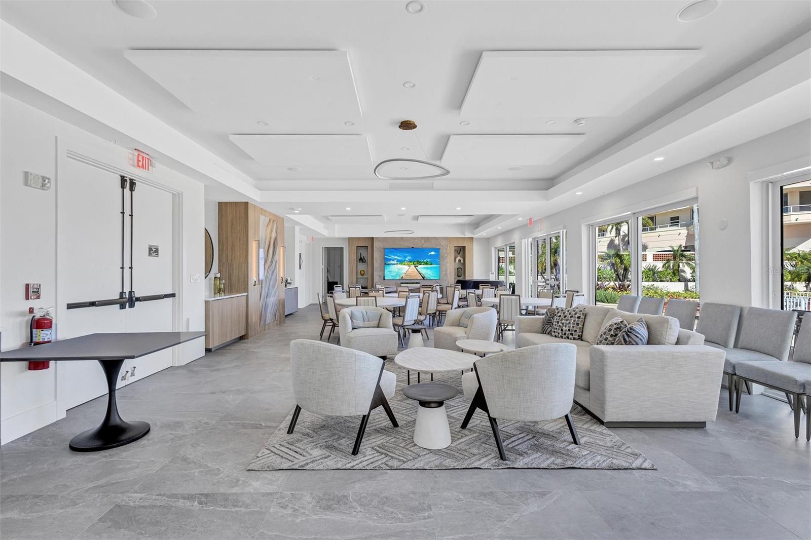 GRAND BAY 1 - Residential