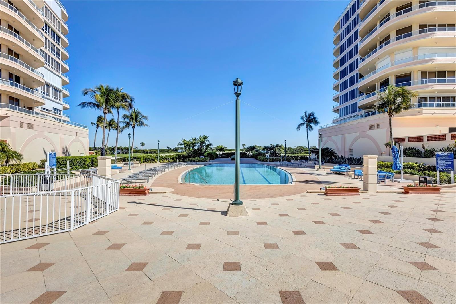 GRAND BAY 1 - Residential