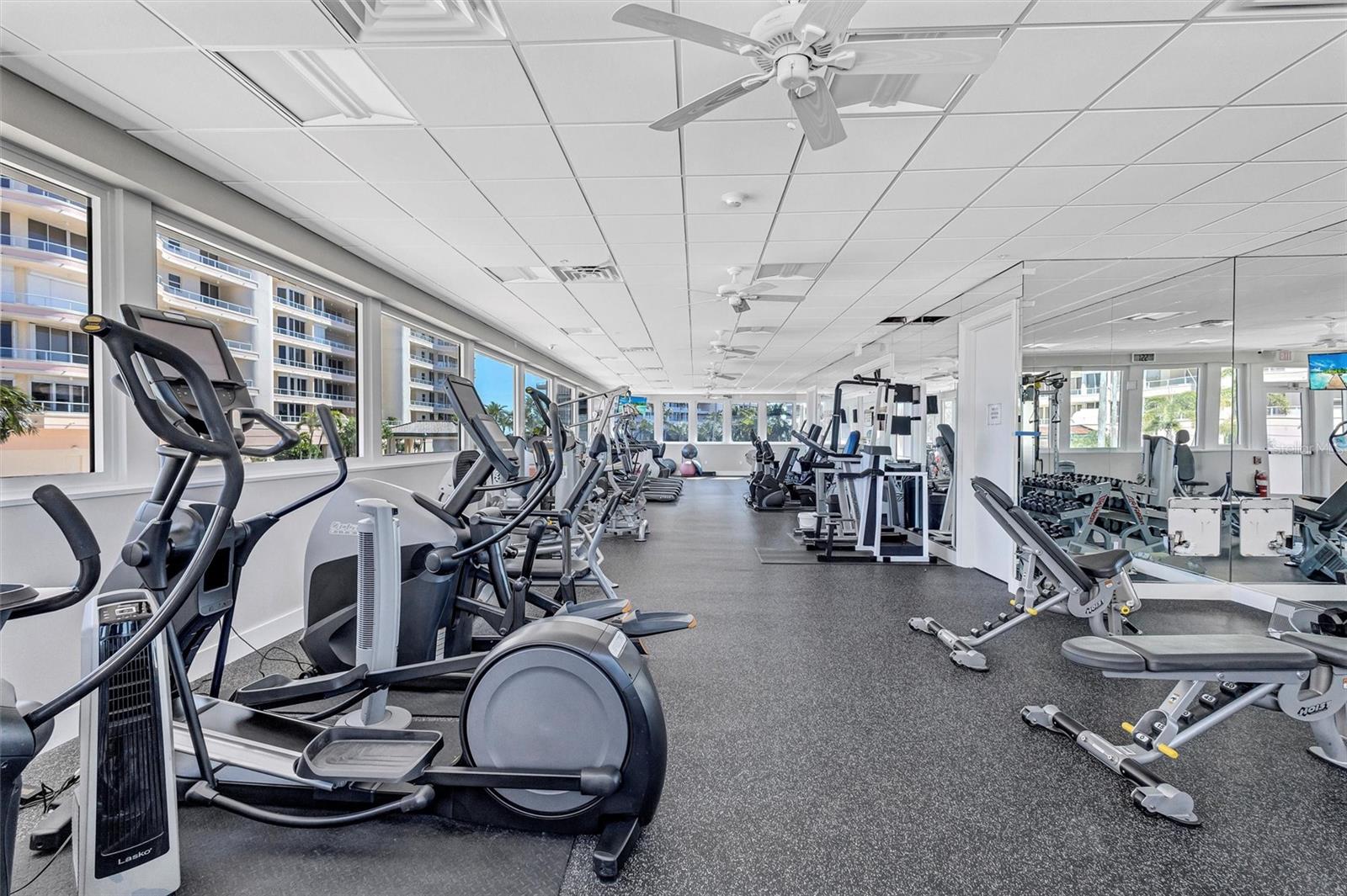 GRAND BAY 1 - Residential