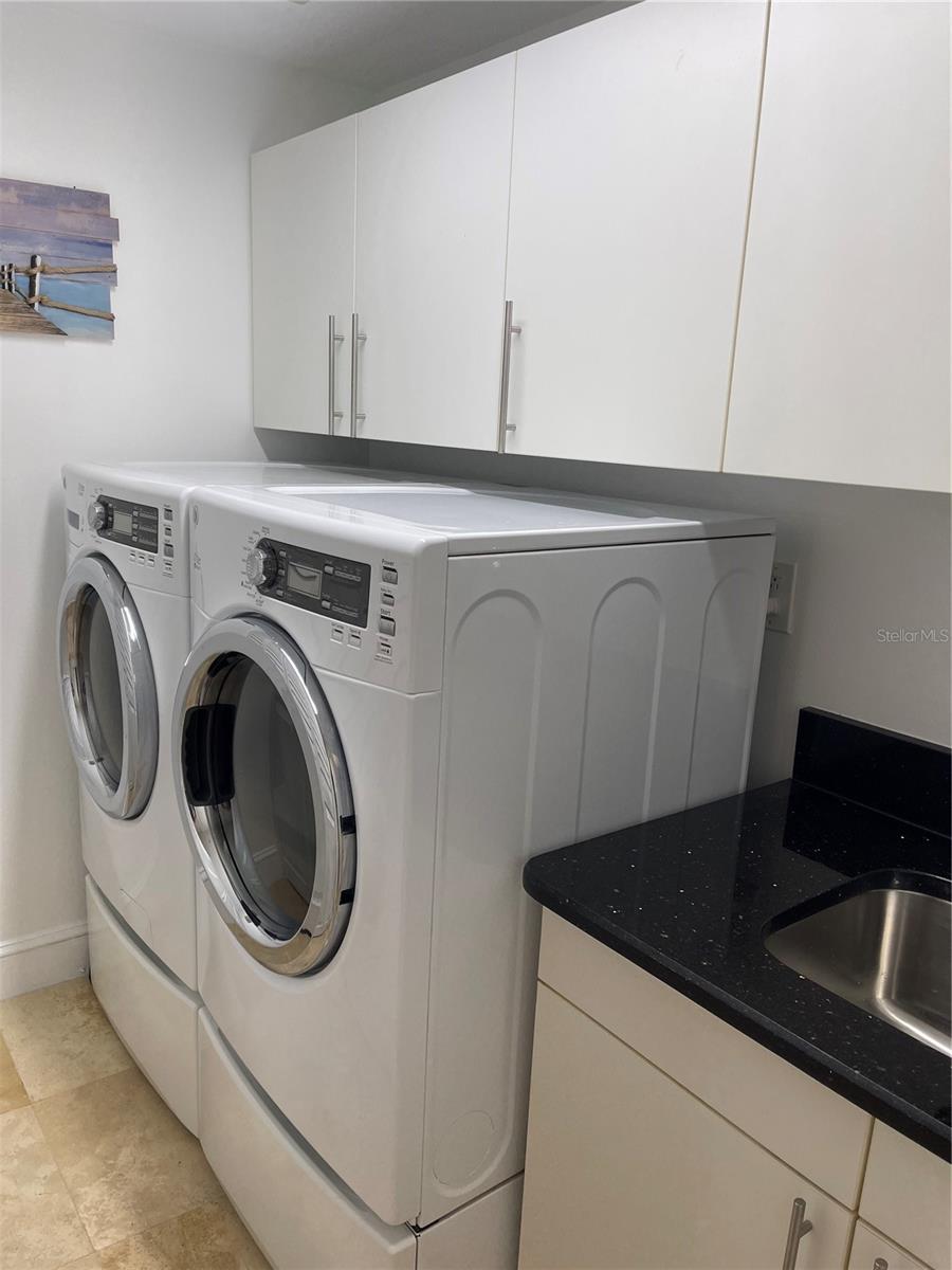 GRAND BAY 1 - Residential