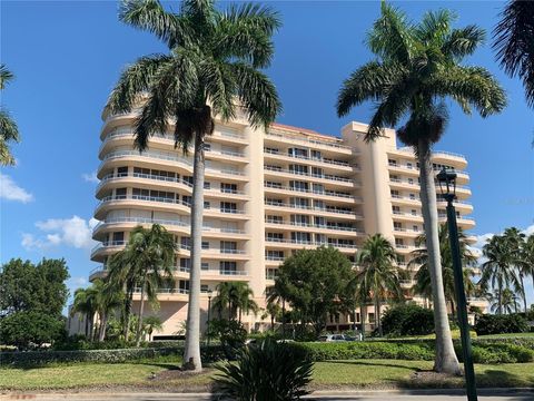 Photo of 3060 Grand Bay Boulevard #174, Longboat Key, FL 34228 (MLS # R4910478)