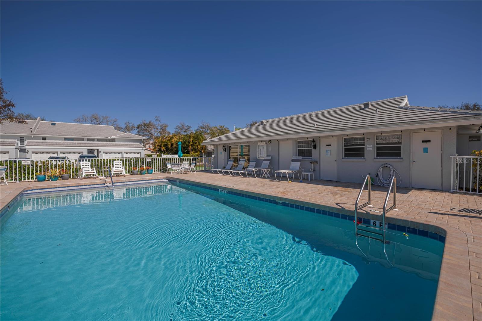 GOLF GREEN - Residential