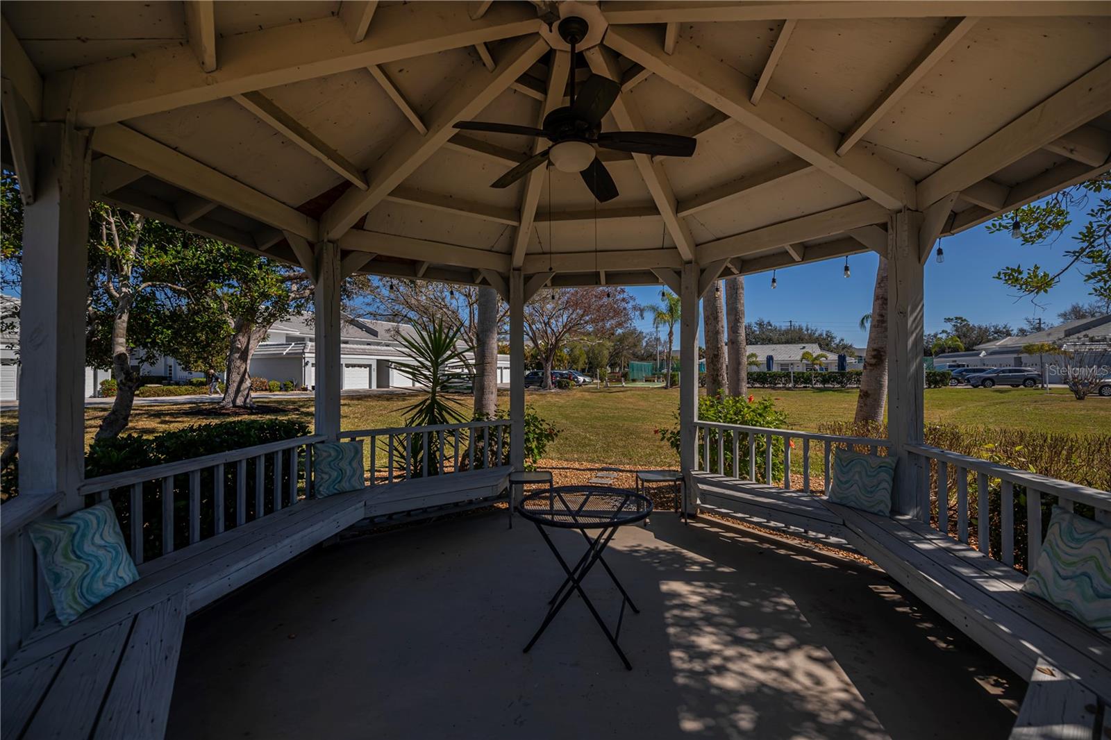 GOLF GREEN - Residential