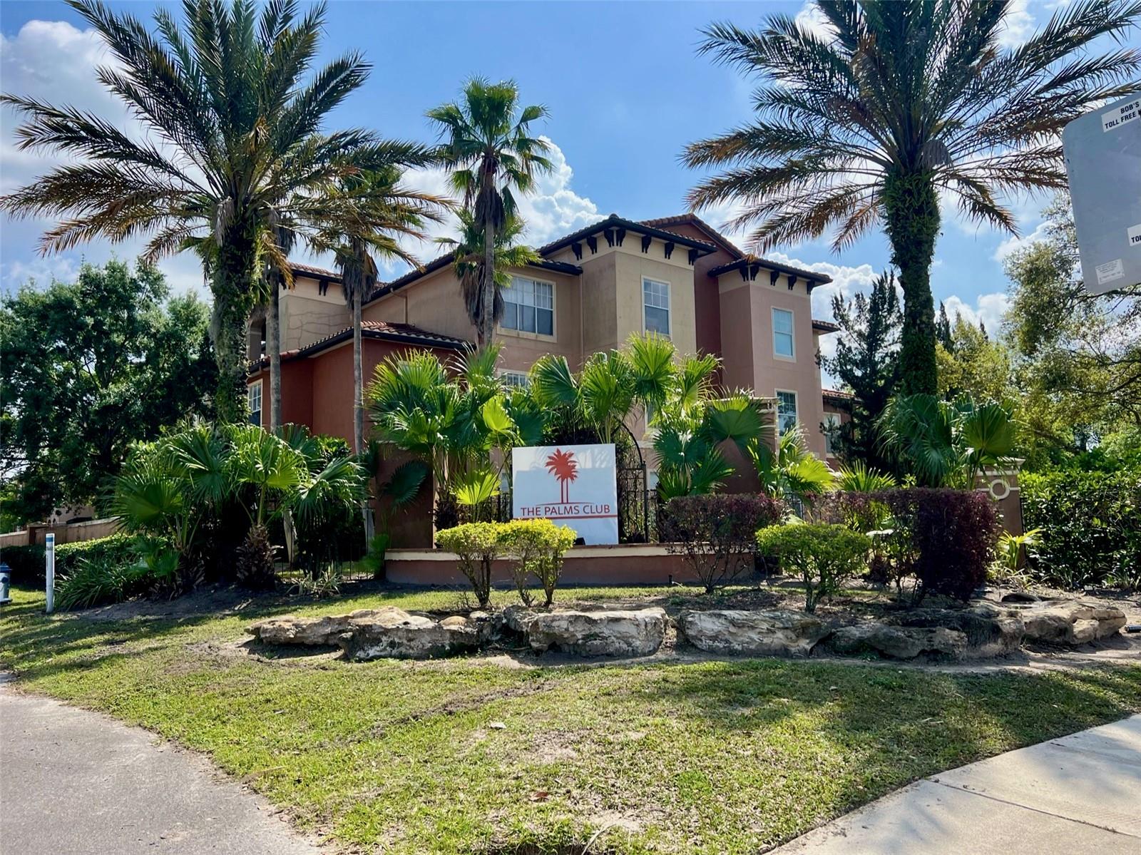 PALMS CLUB CONDO - Residential Lease