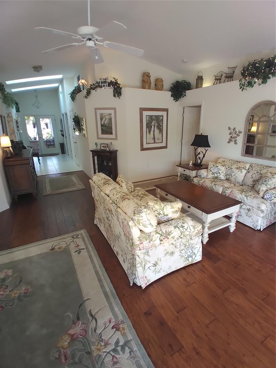 PINEHURST ESTATES PH A - Residential