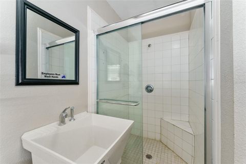 Tiny photo for 3132 NE Jacksonville Road, Ocala, FL 34479 (MLS # OM699588)