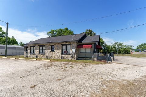 Tiny photo for 3132 NE Jacksonville Road, Ocala, FL 34479 (MLS # OM699588)