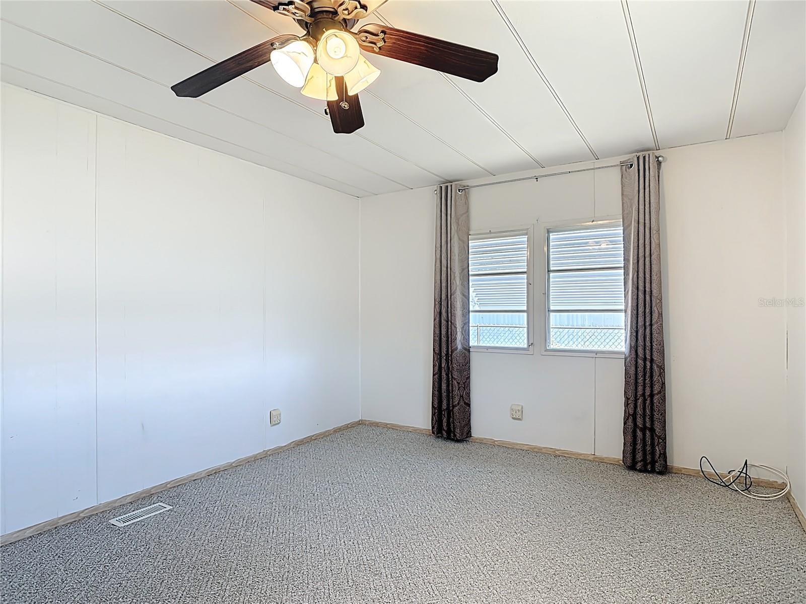 TAVARES LAKE FRANCES ESTATES - Residential