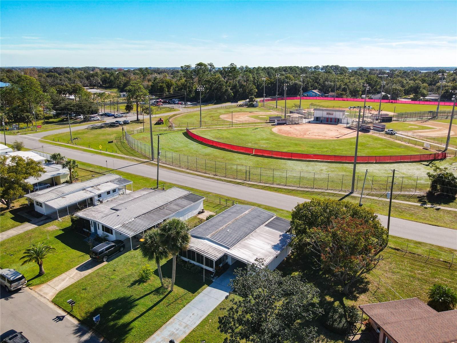 TAVARES LAKE FRANCES ESTATES - Residential