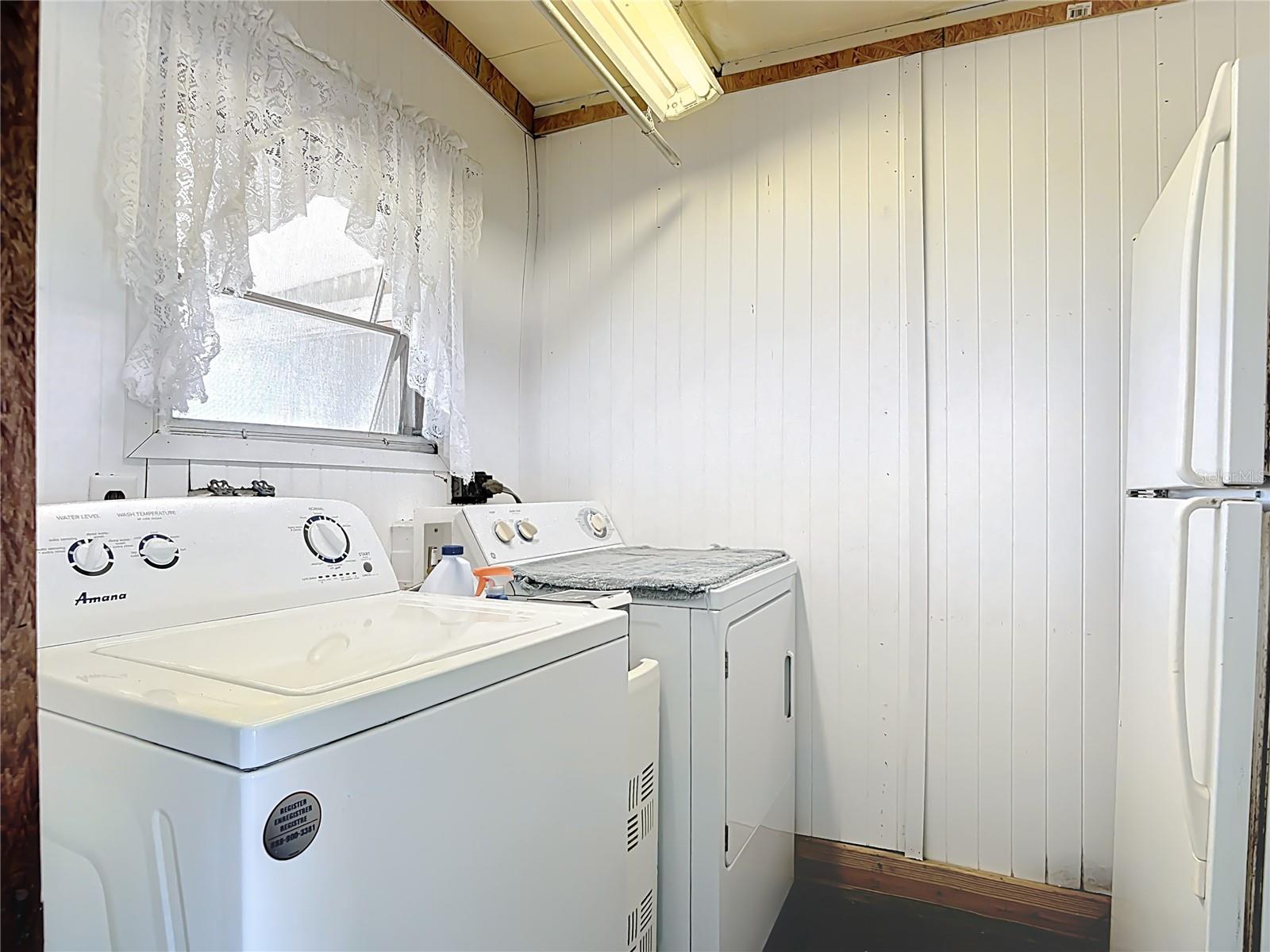 TAVARES LAKE FRANCES ESTATES - Residential