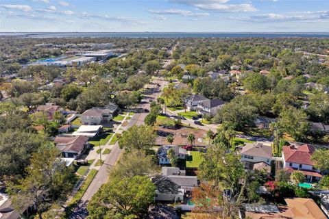 A home in TAMPA