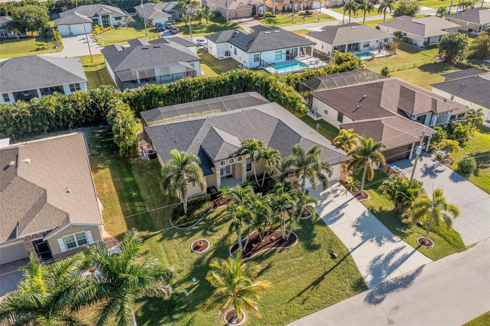 CAPE CORAL - Residential