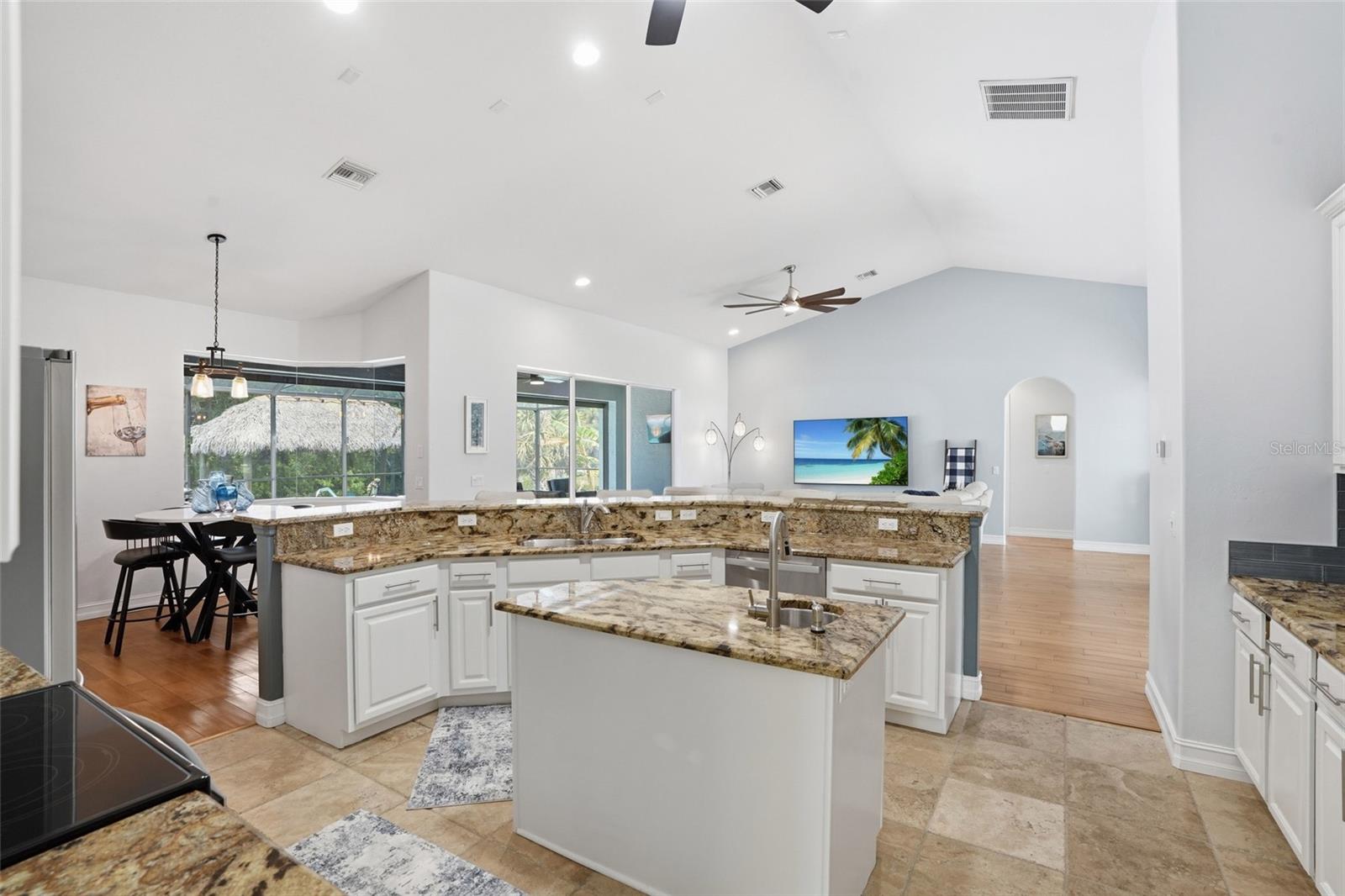 WYCHEWOOD SHORES - Residential
